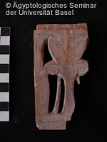 Abb. 8: Mobiliar-Fragment aus Holz